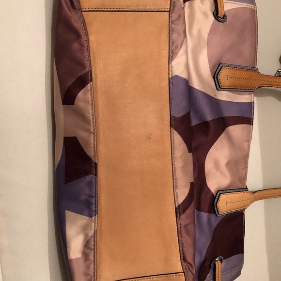 COACH PURSE NO. J1126-18870 MEDIUM With Signature Logo Multicolor EUC - Picture 1 of 9